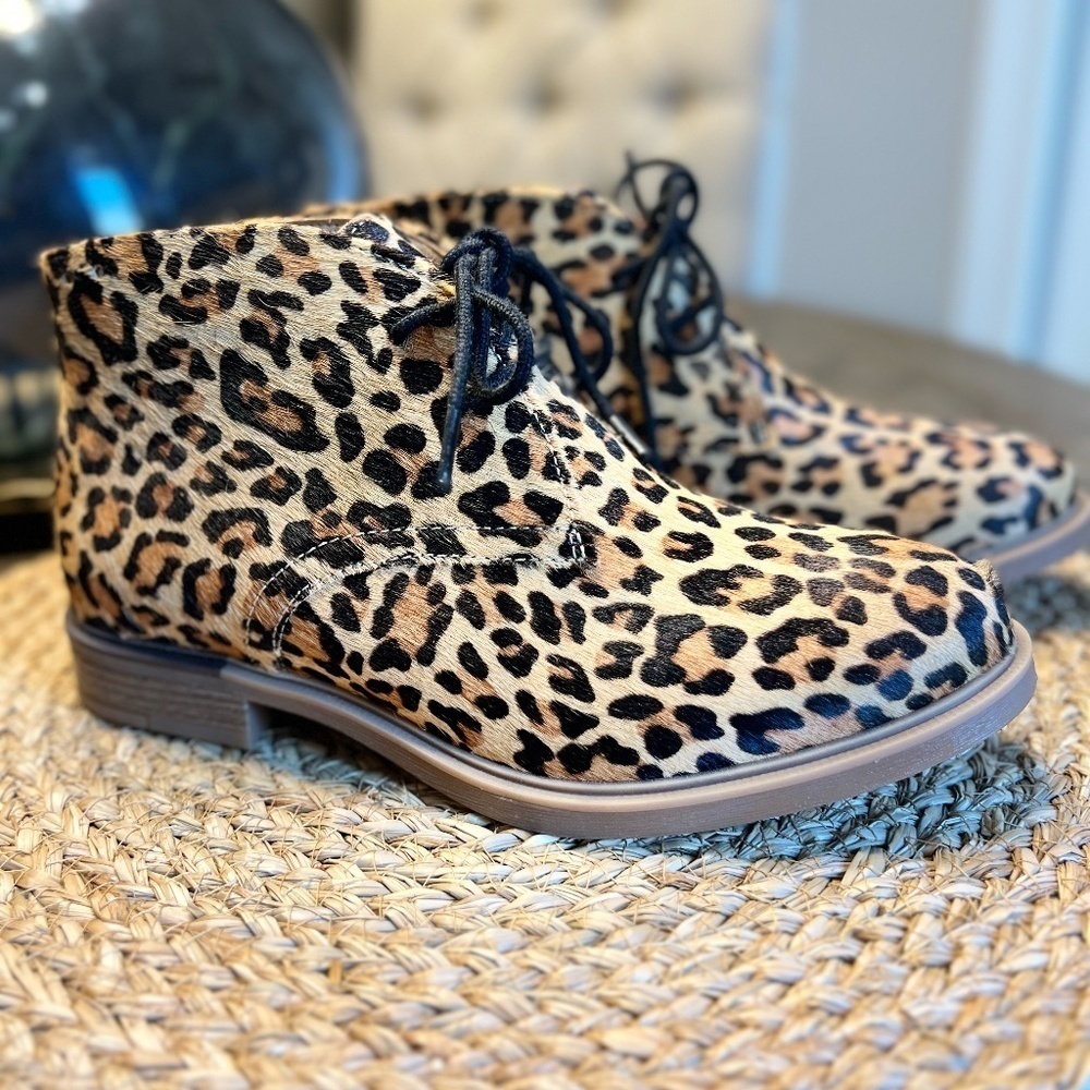 New Hush Puppies Leopard Calf Hair Bailey Chukka Boot Size 6